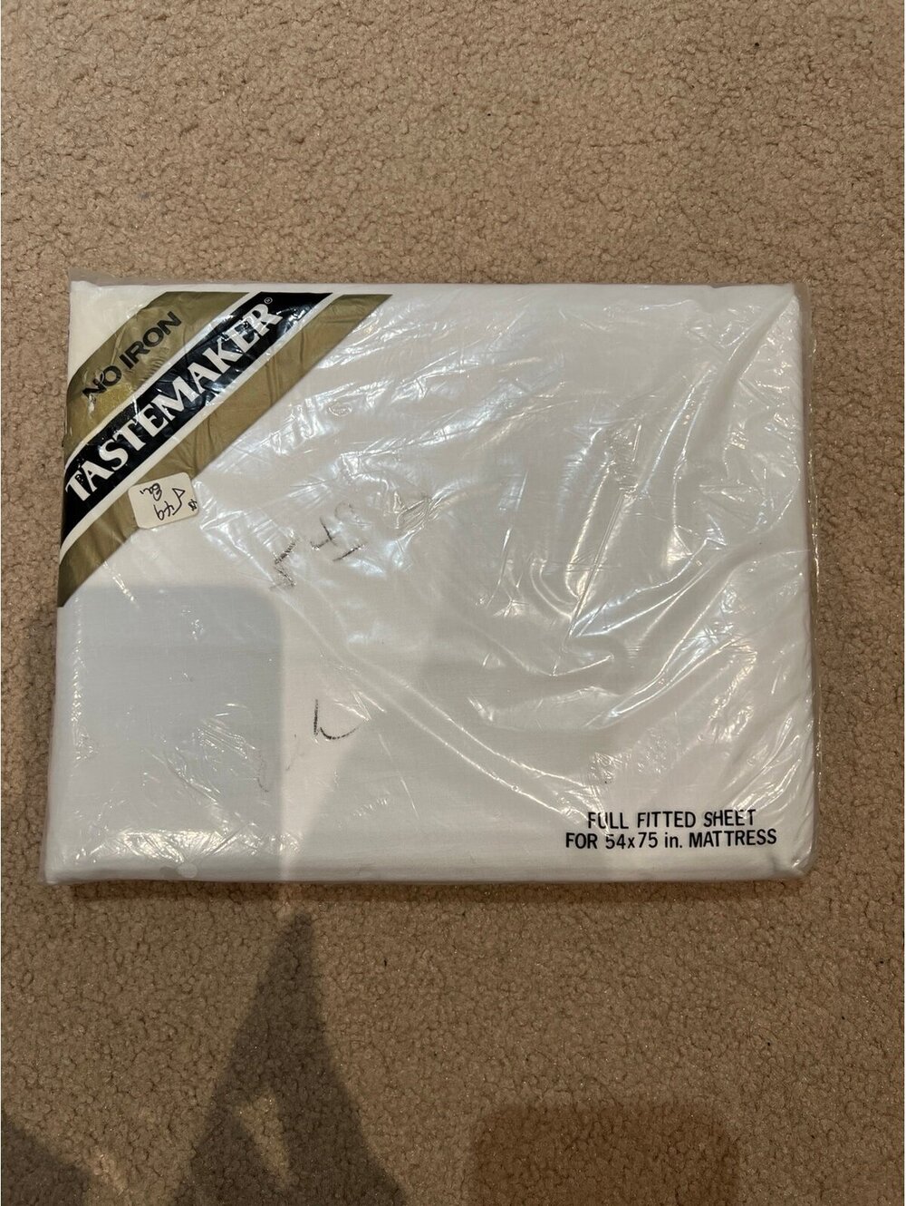 Vintage tastemaker bedsheet